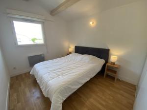 Maison récente calme à Fouras, près de la mer, 3 chambres, terrasse, garage et parking - FR-1-709-40