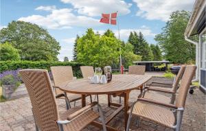 Lovely Home In Hejls With Wifi