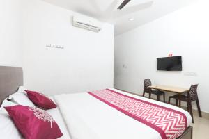 Hotel O Raaj Residency