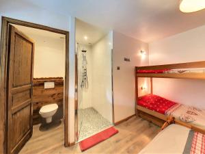 Chalet confortable 8-10 pers. près des pistes, terrasse, parking privé - FR-1-267-266