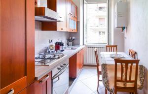 Amazing Apartment In Roma With Wifi