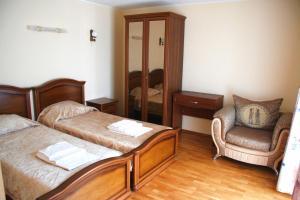 Comfort Triple Room room in Idillia Hotel