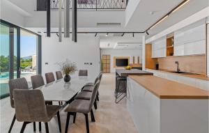 Beautiful Home In Omis With Kitchen