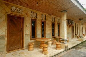 Hotel Kampoeng Drini RedPartner