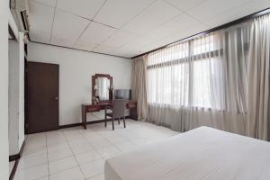 Istana Hotel Bandung Mitra RedDoorz