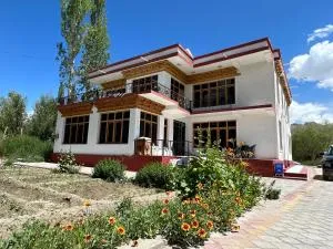 Nature Palace Farmstay - Ranbirpura