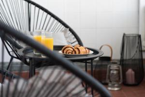 SunnyRose Apartment - walking distance from Znjan beach - free public parking - huge balcony