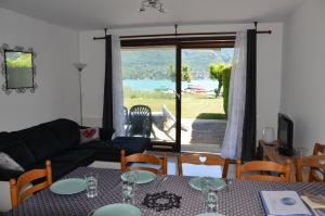 Appartements Lac d Annecy les pieds dans l eau : photos des chambres