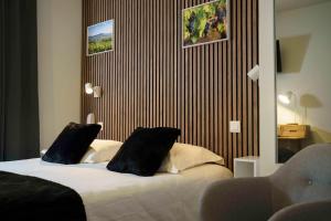 Hotels Hotel Restaurant Le Moulin de Saint Verand : Chambre Double Standard