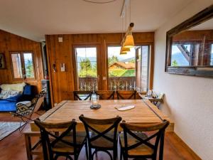 Chalets Demi-chalet de charme a Combloux : photos des chambres