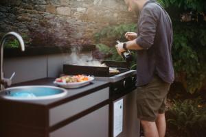 Maisons de vacances Grand loft avec Jacuzzi et Home Cinema : photos des chambres