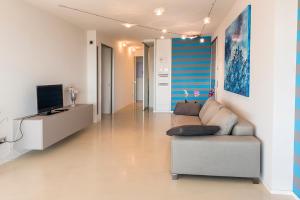 Tra cielo e mare - Civitanova, appartamento nobiliare fronte mare