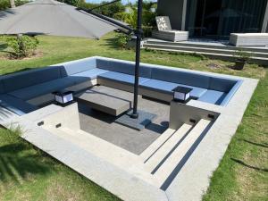 04-Biệt thự cao cấp Hồ Tràm-3BR SUPER KINGS, Hồ bơi to,BBQ, cầu ra ngắm biển