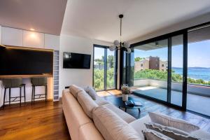 Crystal Holiday Residence II