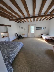 Maisons de vacances Gite de la Chapelle - Circuit des 24 heures - ARNAGE - 10 personnes : photos des chambres