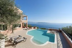Villa Kyma, Kaminaki Villas in Corfu With Private Pool And Spectacular Sea Views - Kéntroma