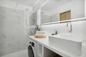 Le Beausoleil Duplex (Clim - Wifi - Netflix)