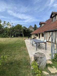 Maisons de vacances Gite de charme pour groupe/famille a 15mn de Beaune : photos des chambres