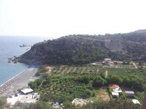 Stefanos Apartments