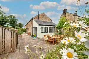 Finest Retreats - Quarry Lodge - Gatesgill