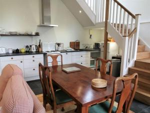 Gamekeeper's Cottage within historic Tregrehan Garden