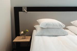 Standard Twin  room in GLO Hotel Art