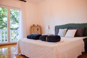 Miriam Apartments sea view