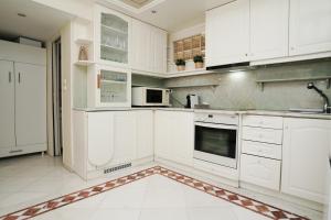 Endless Blue Studio in Glyfada