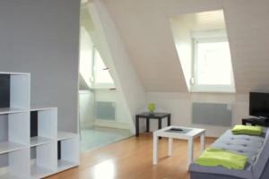 Appartements Lumineux F2 proche GARE TGV : photos des chambres