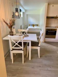 1 rums-lägenheter, Gångavstånd till Strömstads Centrum