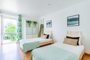 Santo Amaro Beach Family Stays