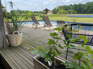 Maisons de vacances Maison familiale a la campagne avec piscine privee : photos des chambres