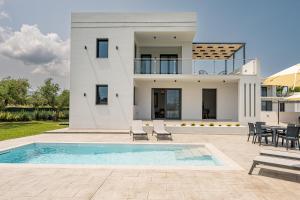 Zenith White Elegant Villa 1