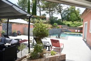 Villas Villa moderne avec piscine a Peymeinade : photos des chambres