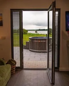 Lough Beg Glamping - Toome