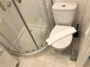 Un genial estudio en el barrio las cortes