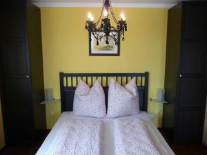 One-Bedroom Apartment with Shower room in Ferienwohnungen im Womoland auf No