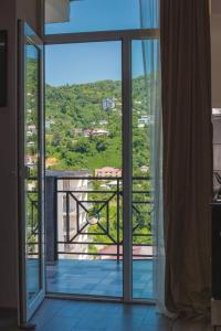 Two Bedroom Apartment With Balcony In Gonio Beach