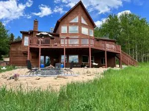 Meandering Moose Apartment Vacation Rental - Pactolus