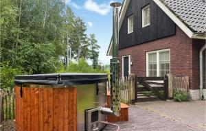 Pet Friendly Home In Rijssen With Wifi