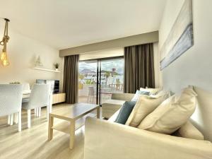 Cristian Sur Beach Home