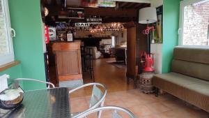 Maisons de vacances Au Moulin des Pres - Gite 15 couchages au bord de l'eau : photos des chambres