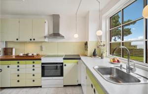 Cozy Home In Lundby With Kitchen