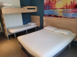 Hotels KYRIAD DIRECT LYON NORD - Dardilly : photos des chambres