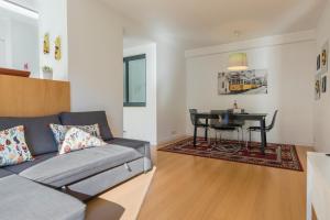 014 A - Charming Apartment in Lisbon Center with Garage