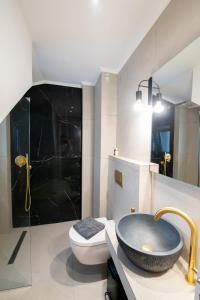 Ennea suites- Dark suite