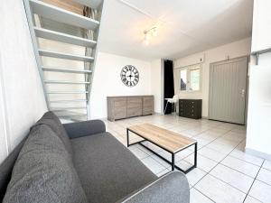 Appartements Duplex T2 cosy – Jardin – Proche des plages : photos des chambres