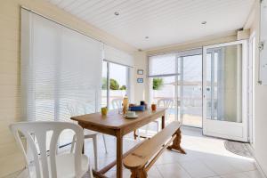 Paisible escale à Talmont-Saint-Hilaire avec piscine