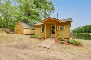 Waterfront Lake Cabin Close to Boating and Fishing! - Evart