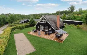Awesome Home In Glesborg With Wifi - Tvedhuse